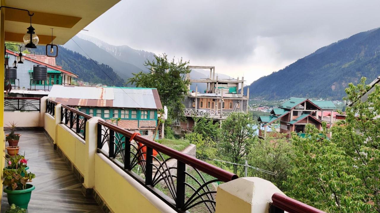 The Homstel Manali Hostel Exterior photo