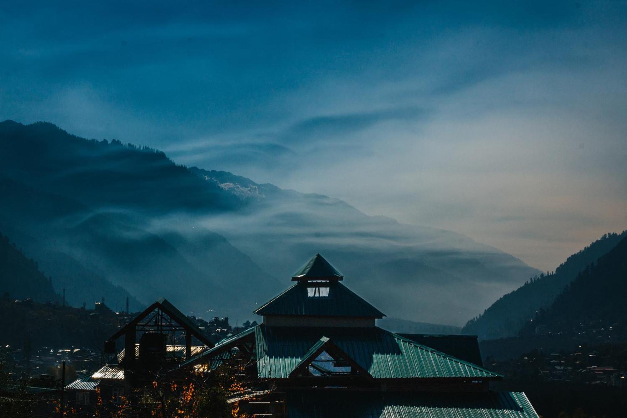 The Homstel Manali Hostel Exterior photo